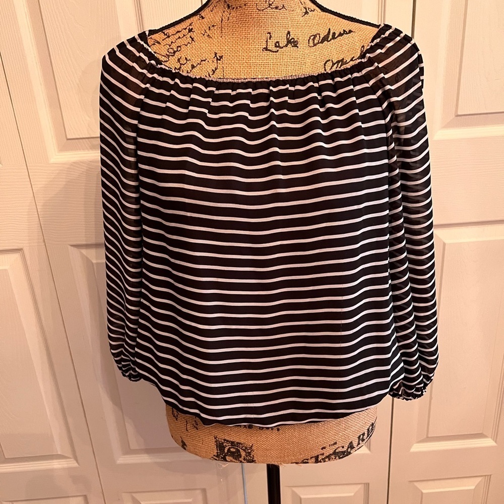 Vince Camuto Ladies Blouse